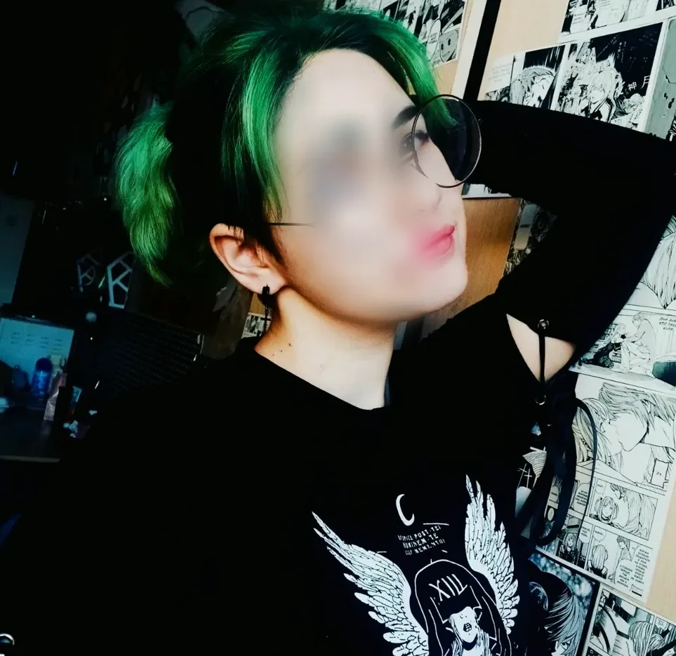 Amy, 22