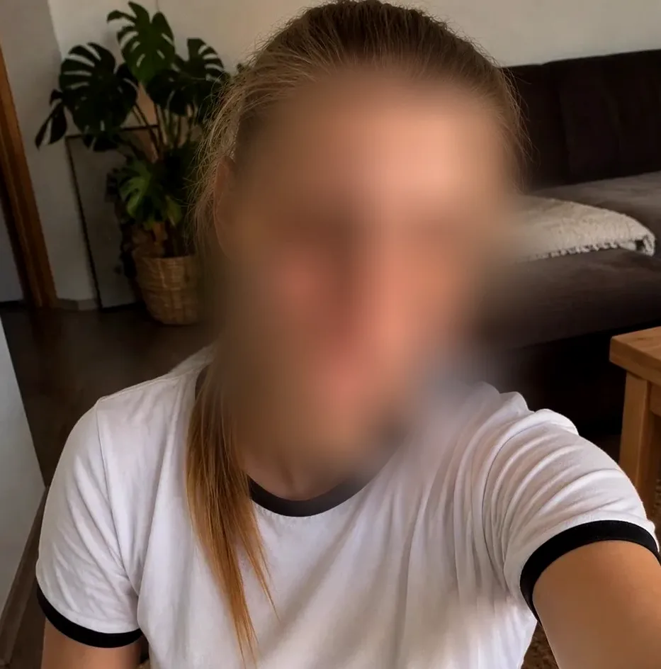 Lucy, 21